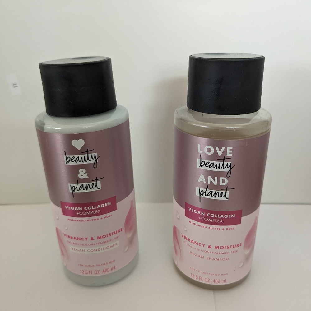 Love Beauty and Planet Murumuru Butter & Rose Shampoo and Conditioner Set